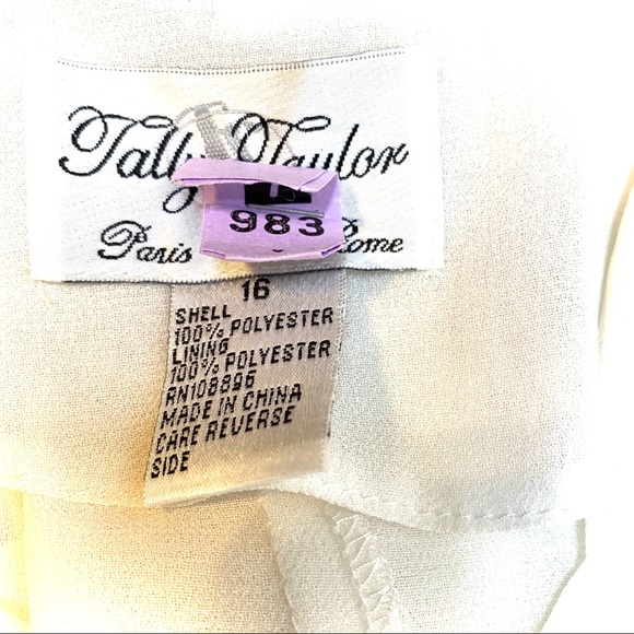 Tally Taylor Paris Rome semi sheer white open top - Picture 6 of 8